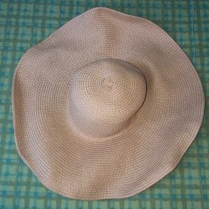 STRAW SUN HAT